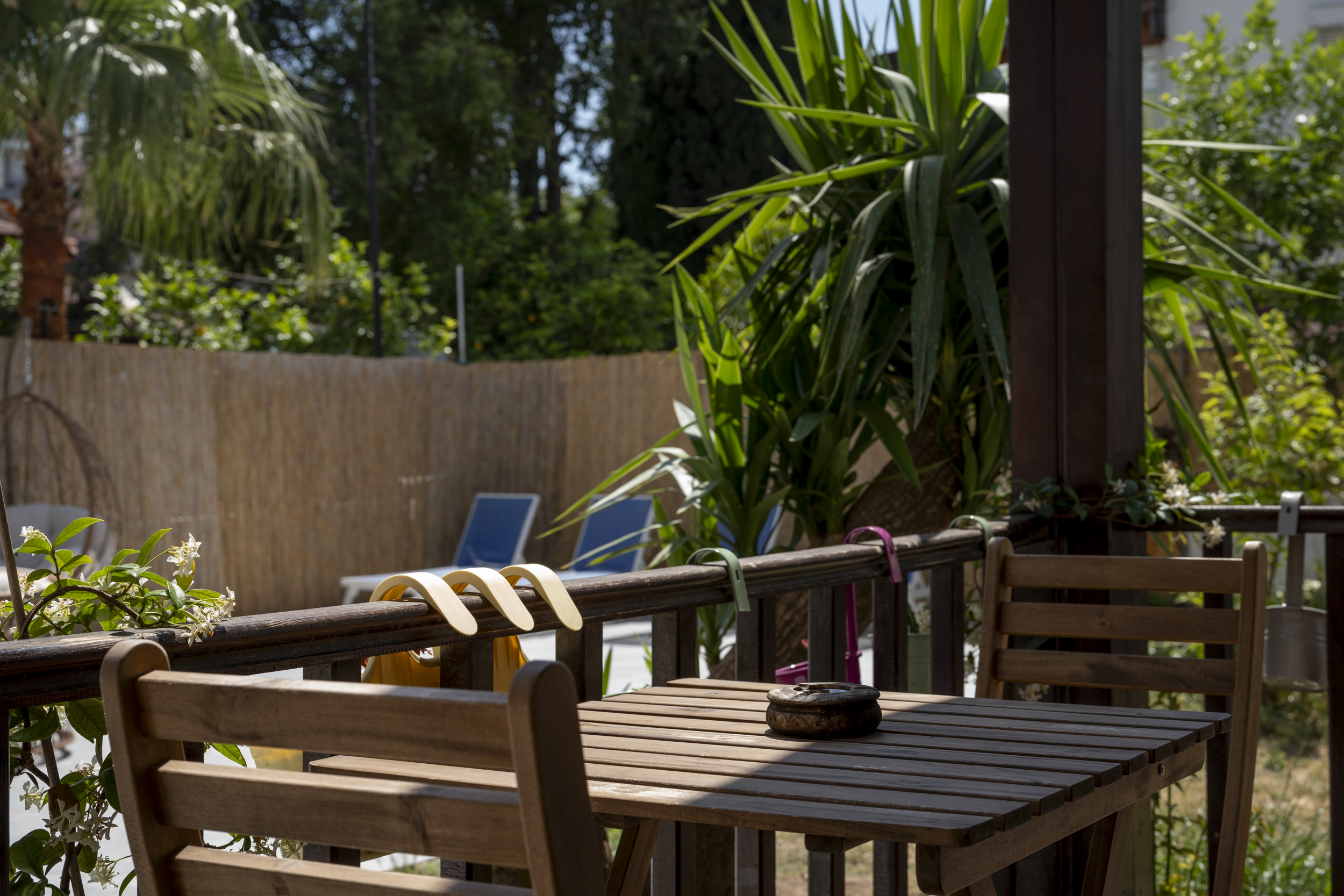 My Hotel Room Garden 2500 px 2
