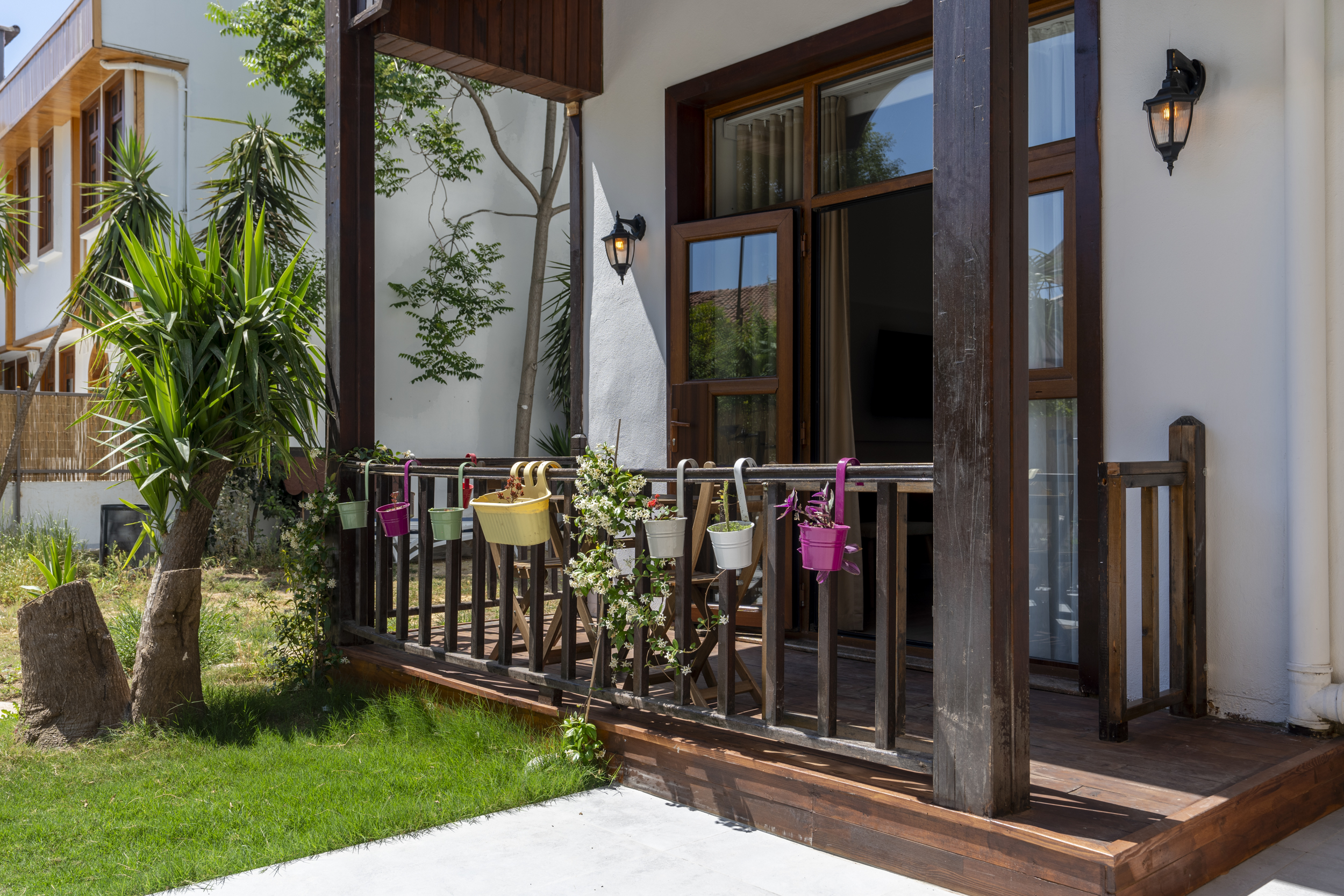 My Hotel Room Garden 2500 Px 8